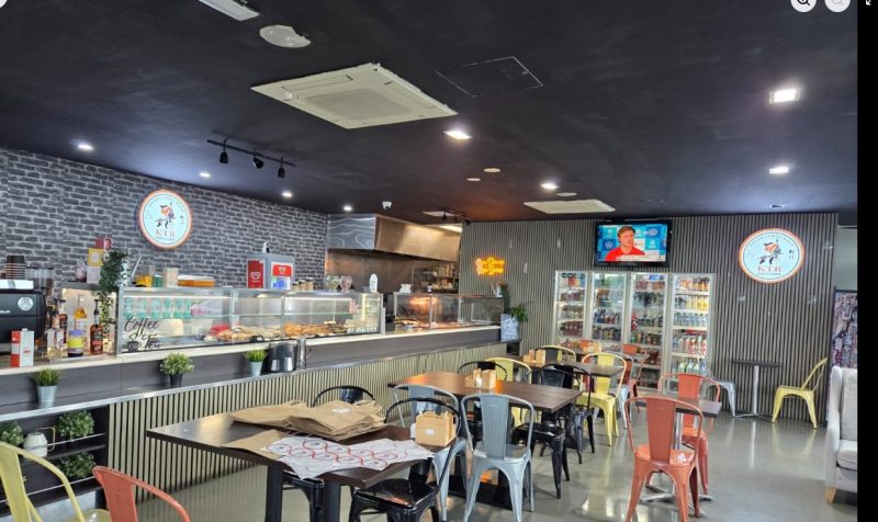 Krishna tiffin Room