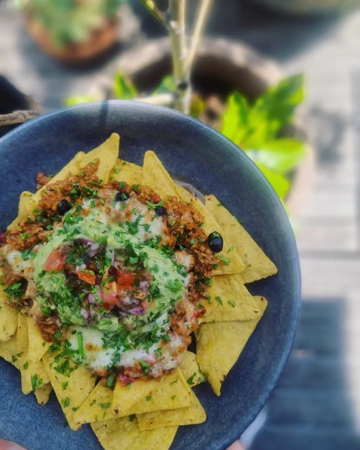 let's share plant based nutriotional burgers